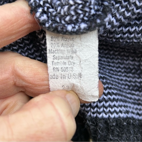 Vintage Keren Grey /White Angora Blend Sweater Size Medium Made in USA - Picture 10 of 10